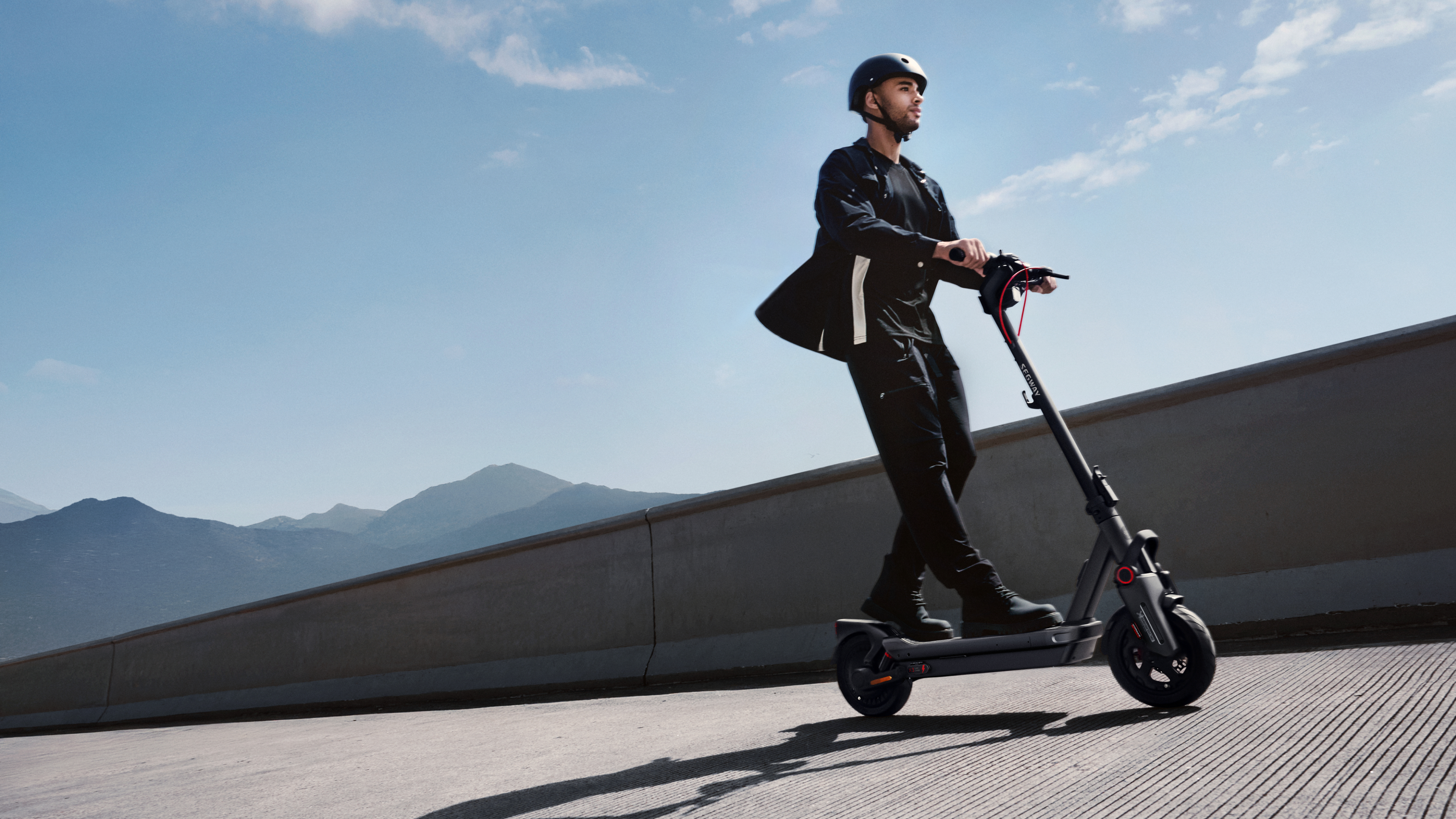Max G3E Electric Scooter